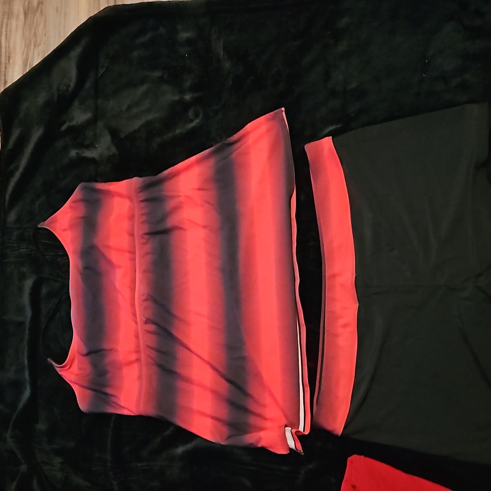 Lazsol Sportshe pinkish red and black bathing suit